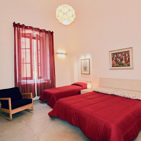 Marco Holiday Apartment 佩斯卡拉 外观 照片